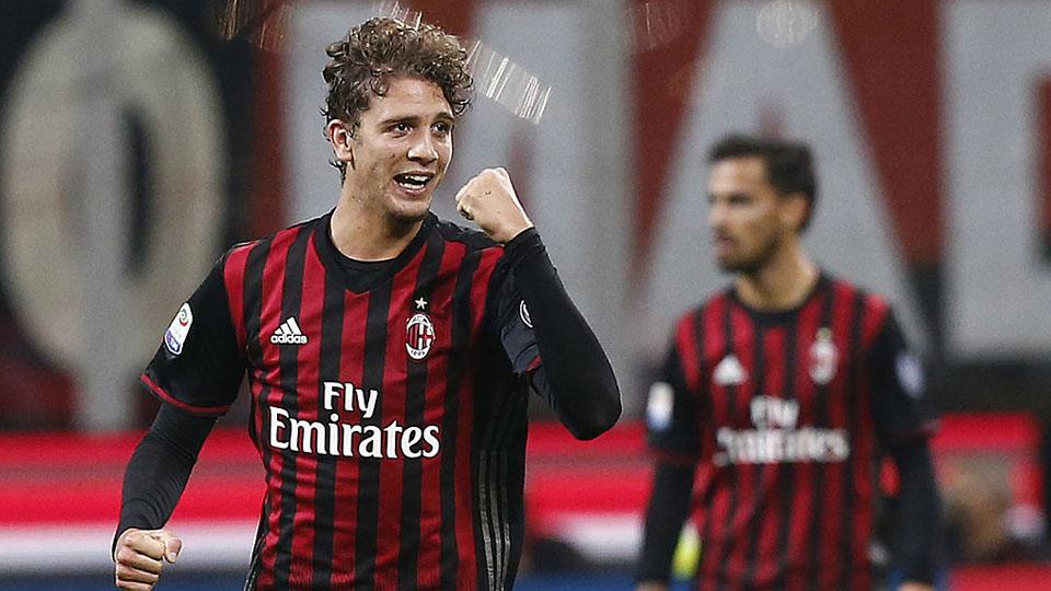 Manuel Locatelli selebrasi usai cetak gol. - INDOSPORT